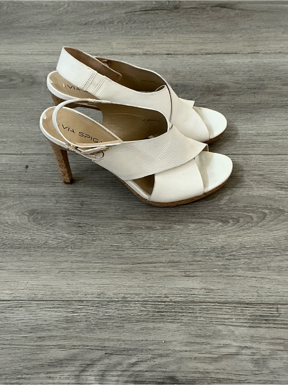 Via Spiga Ivory Crisscross Slingback Heels Cream size 10